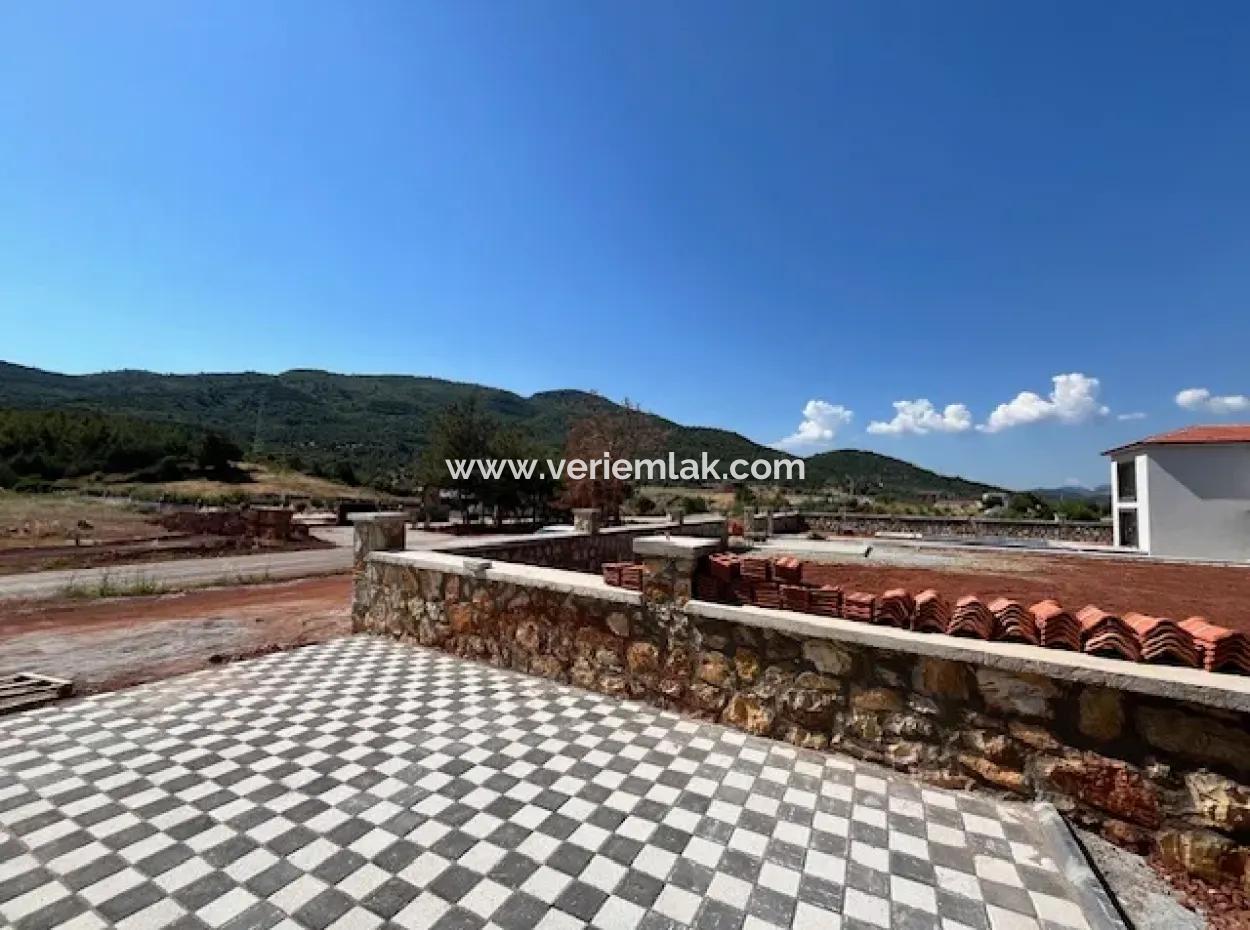 5 In 1 Luxusvilla Mit Pool In Kavakdere, Seferihisar