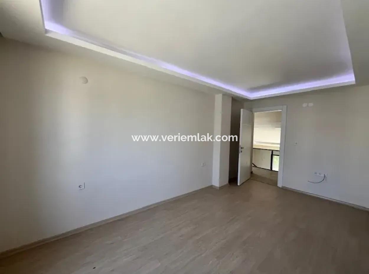 3 1 Neue Villa Zum Verkauf Mit Eigenem Bad In Sığacık Girlen