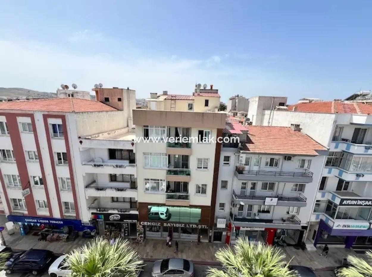 4 In 1, Smart House Mit Eigenem Bad Und Terrasse Im Zentrum Von Seferihisar