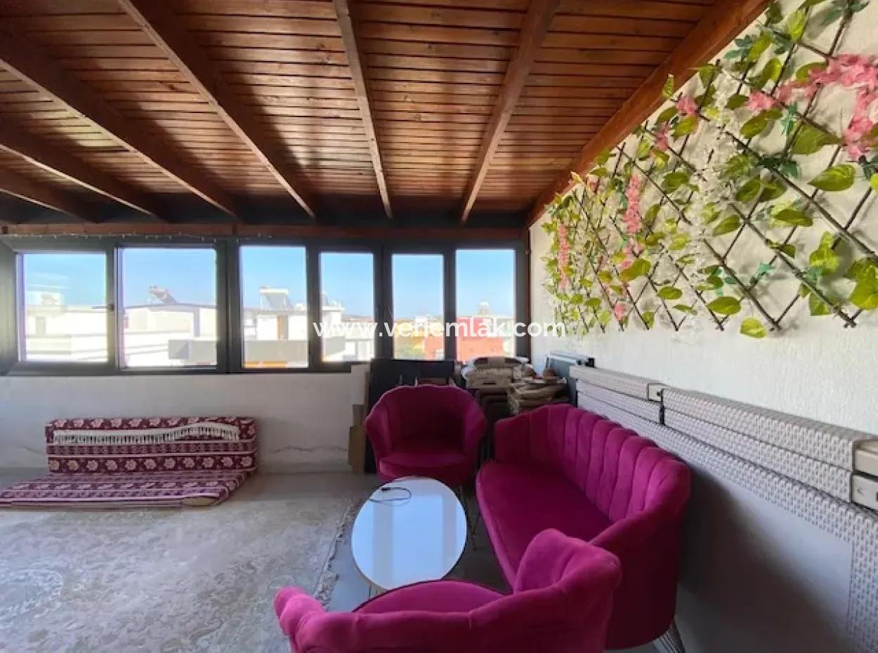 Seferihisar Doğanbeyde 3 1, Villa Zu Verkaufen Mit Garten