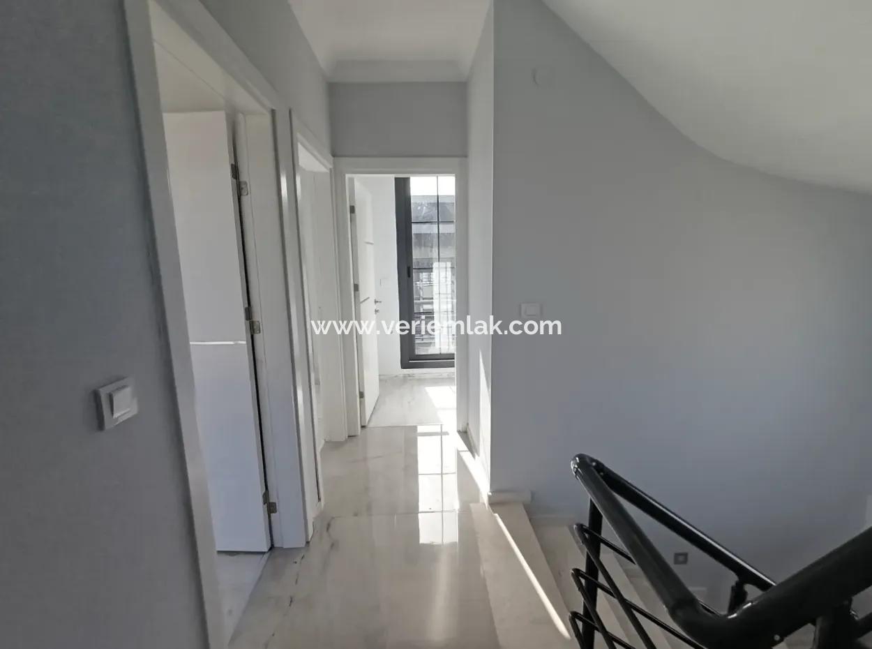 3 In 1, Zero Bargain Freistehende Villa In Elmastaş, Seferihisar