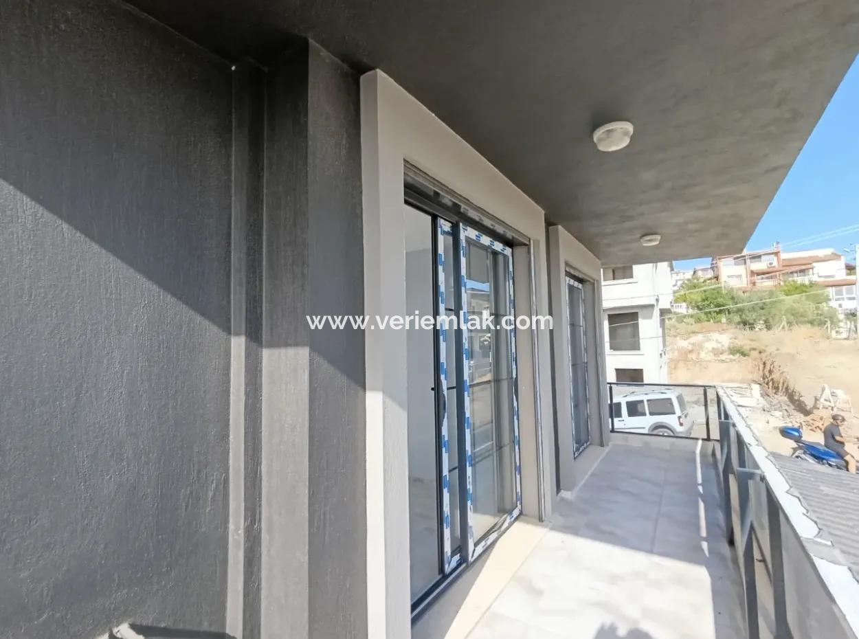 3 In 1, Zero Bargain Freistehende Villa In Elmastaş, Seferihisar