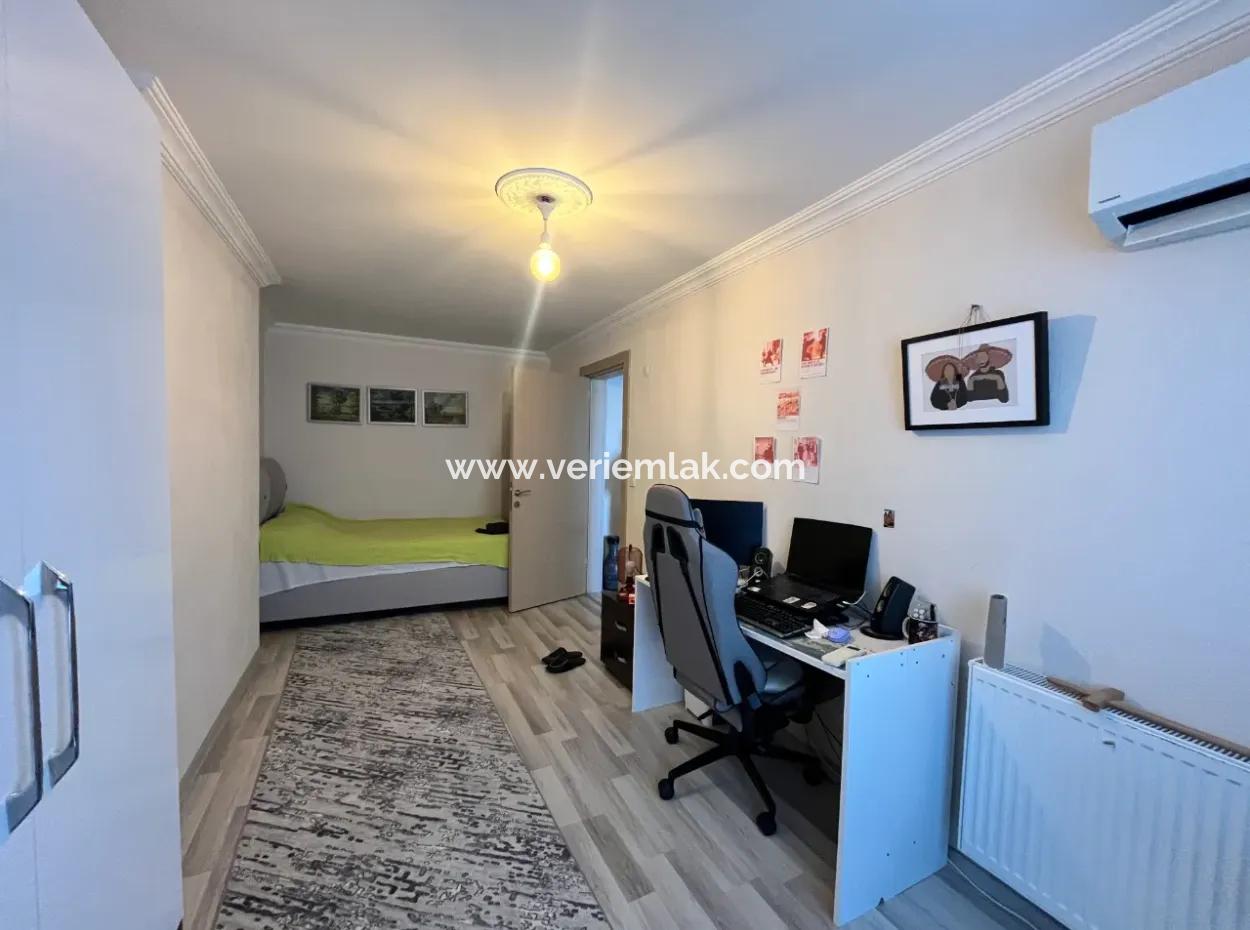 5 In 1, 240M2 Doppelterrasse Maisonette-Wohnung In Der Nähe Des Gerichtsgebäudes Von Seferihisar