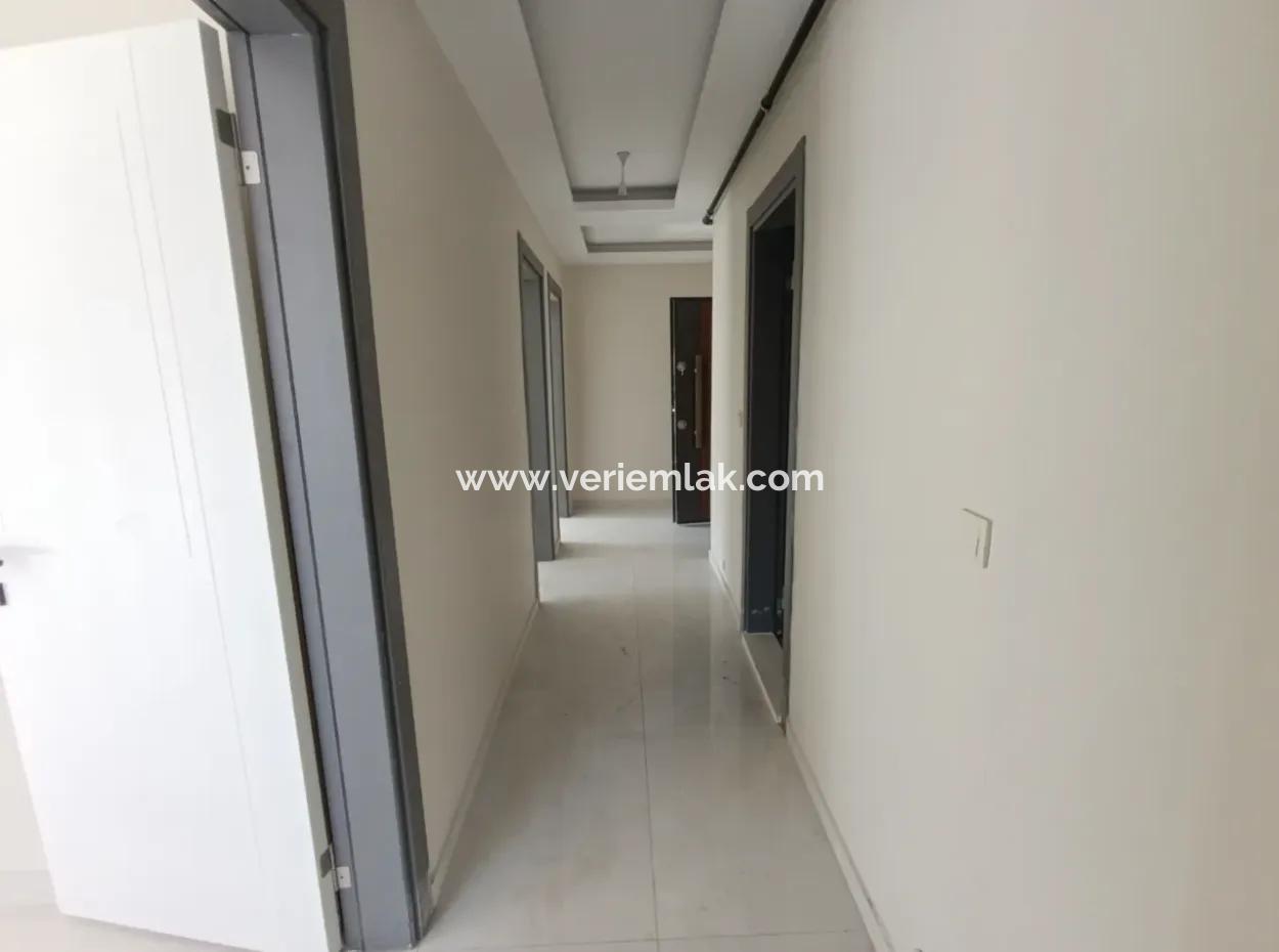 Investitionsmöglichkeit In Gözsüzler: Moderne Und Geräumige Wohnung!