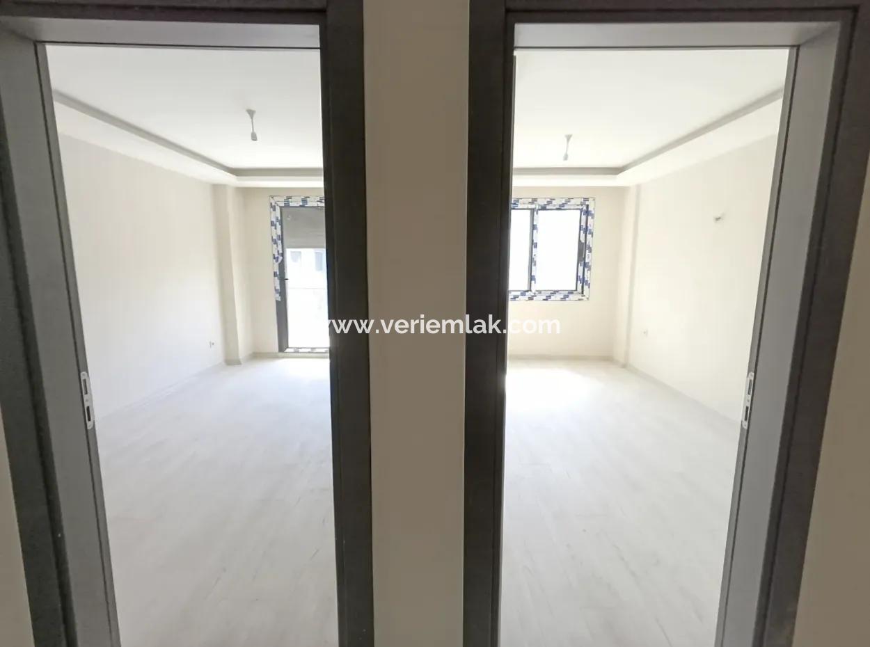 Investitionsmöglichkeit In Gözsüzler: Moderne Und Geräumige Wohnung!