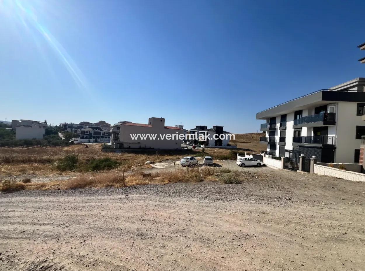 Investitionsmöglichkeit In Seferihisar Çolakibrahim: Land Mit Hohem Gewinnpotenzial!