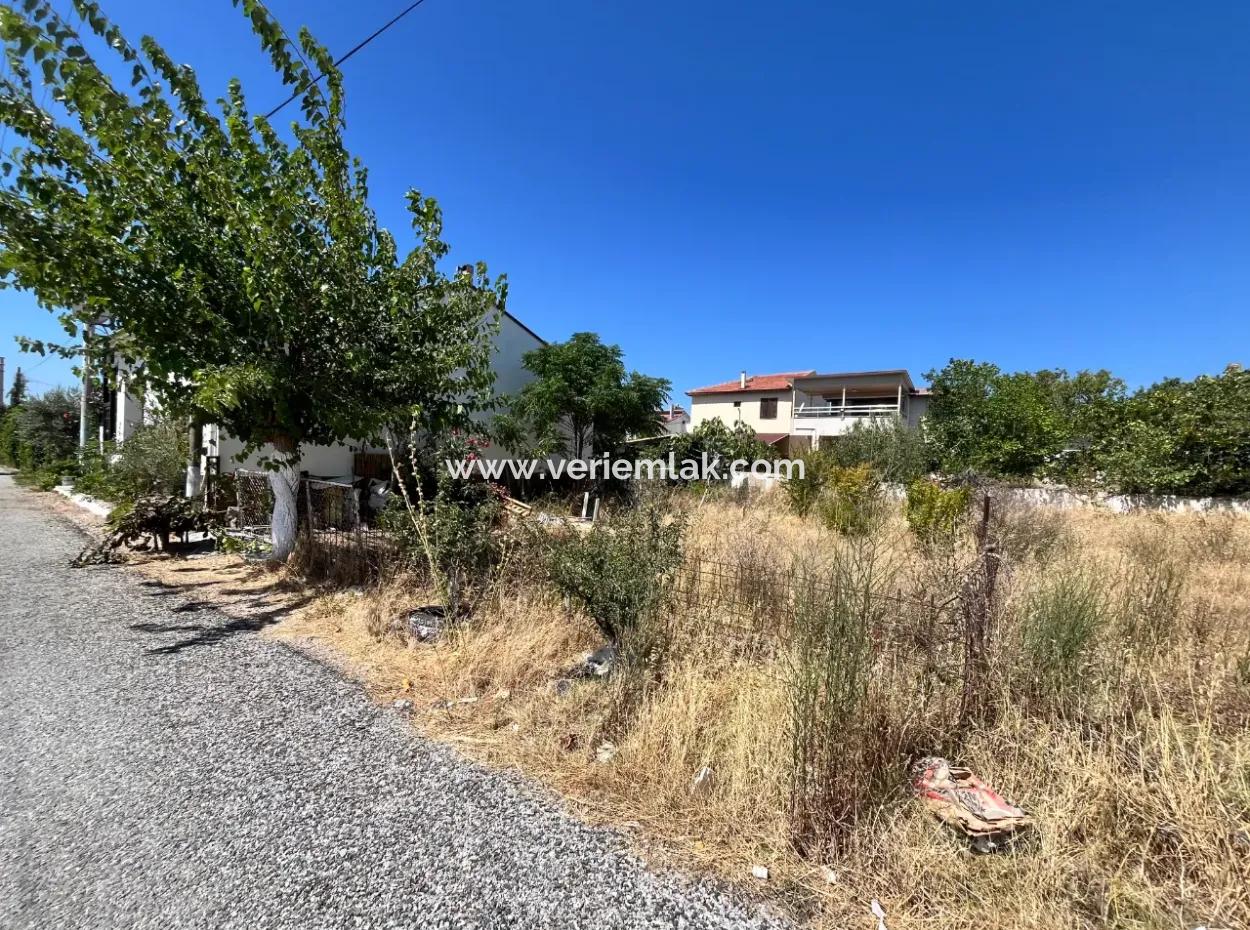 Investitionsmöglichkeit 50 Meter Vom Meer Entfernt: Grundstück Zum Verkauf!