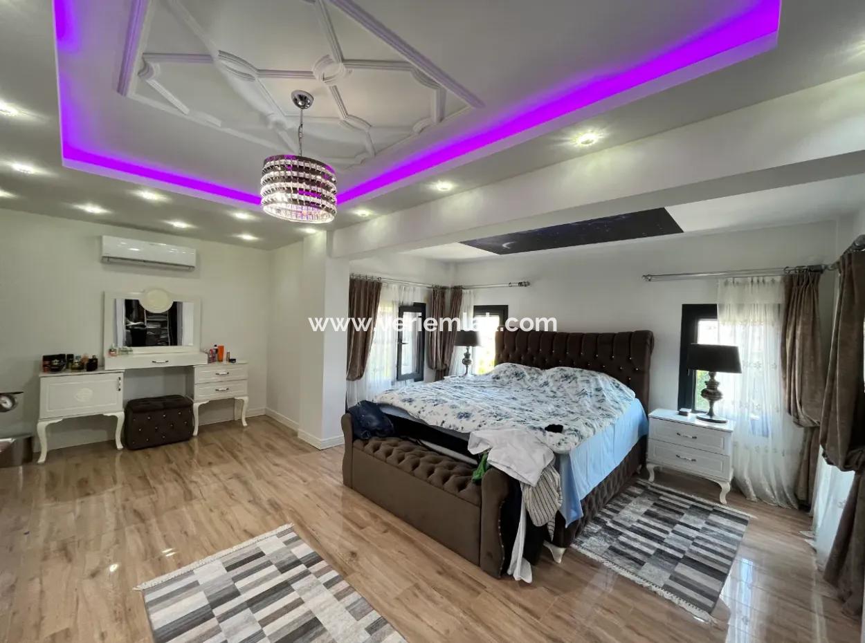 Freistehende Villa/Villa Zum Verkauf In Yesilkent Apartments