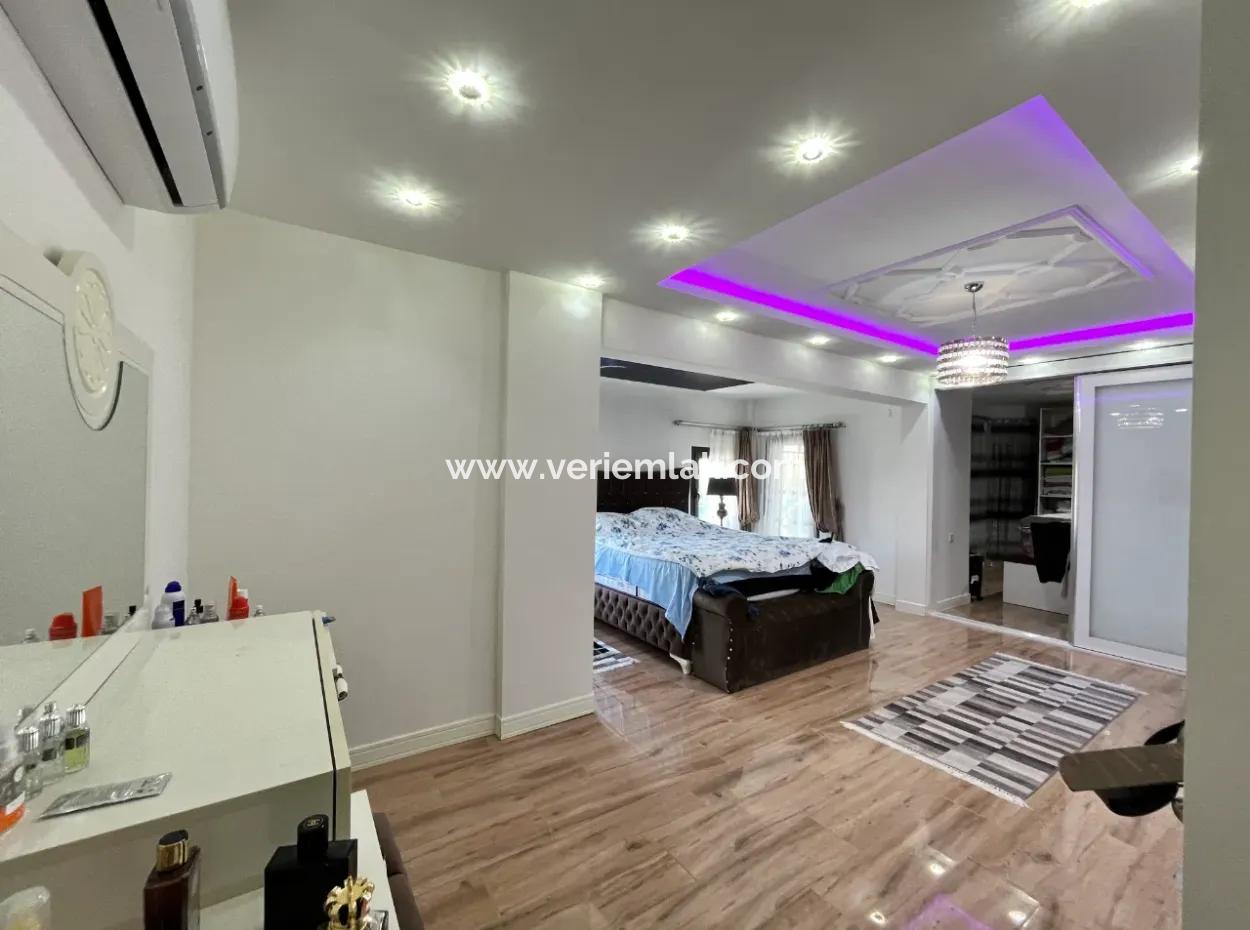 Freistehende Villa/Villa Zum Verkauf In Yesilkent Apartments