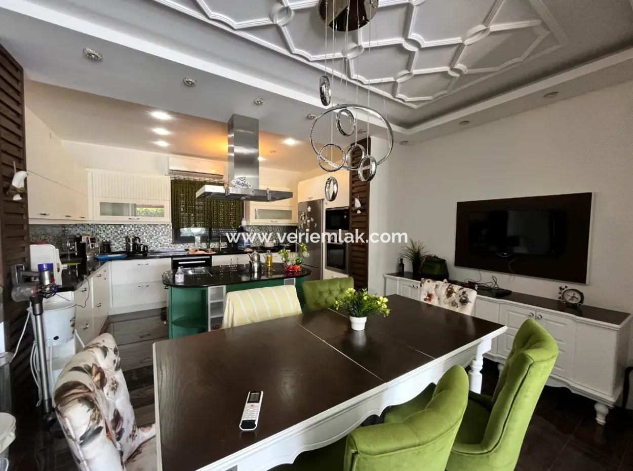 Freistehende Villa/Villa Zum Verkauf In Yesilkent Apartments