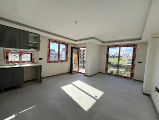 Luxuriöse Und Moderne 1 1 Apartments In Seferihisar Çolakibrahimbey Nachbarschaft