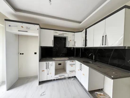 1 1 Brandneue Wohnung Mit Luxuriöser Architektur In Seferihisar Turabiye Nachbarschaft