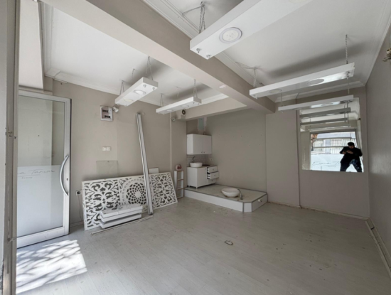 26M2 Laden Für Automatische Läden Zu Mieten In Alsancak Kahramanlar