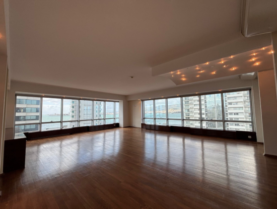 Alsancak Punta Wohnung 4 1 260 M² Wohnung Zur Miete Mit Meerblick!