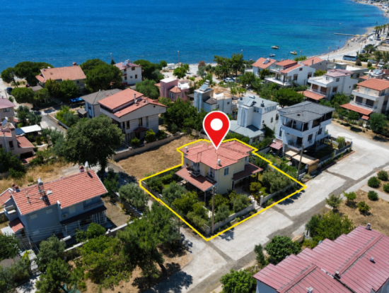 3 1 Freistehende Villa Zum Verkauf In Der Nähe Des Strandes Von Seferihisar Akarca