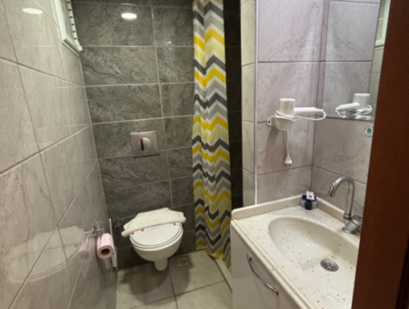 Lizenziertes 13-Zimmer-Hotel Zur Mietung In Der Marina Çeşme