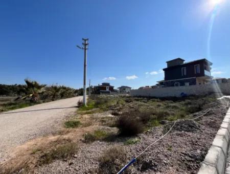 474 M² Villa Zoniertes Grundstück Mit Grünfläche Fassade Ecklage In Seferihisar Düzce Nachbarschaft