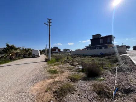 474 M² Villa Zoniertes Grundstück Mit Grünfläche Fassade Ecklage In Seferihisar Düzce Nachbarschaft
