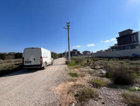 474 M² Villa Zoniertes Grundstück Mit Grünfläche Fassade Ecklage In Seferihisar Düzce Nachbarschaft