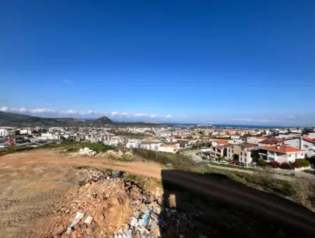 Einzigartiges Grundstück Mit Panoramablick Auf Das Meer Im Bezirk Güzelbahçe Mustafakemal Paşa!