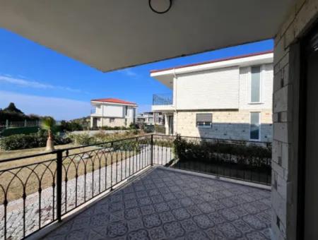 Freistehende Villa 4 1 Zum Verkauf In Einem Boutique-Grundstück In Der Bucht Akarca Orşal