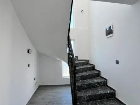 Freistehende Villa 4 1 Zum Verkauf In Einem Boutique-Grundstück In Der Bucht Akarca Orşal