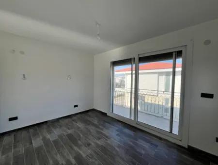 Freistehende Villa 4 1 Zum Verkauf In Einem Boutique-Grundstück In Der Bucht Akarca Orşal