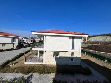Freistehende Villa 4 1 Zum Verkauf In Einem Boutique-Grundstück In Der Bucht Akarca Orşal