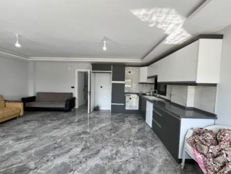 4 Schlafzimmer 1 Wohnzimmer Brandneue Villa Zum Verkauf Mit Grossem Garten In Seferhisar Akarca