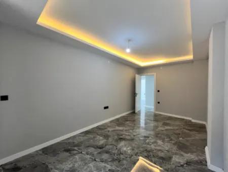 4 Schlafzimmer 1 Wohnzimmer Brandneue Villa Zum Verkauf Mit Grossem Garten In Seferhisar Akarca