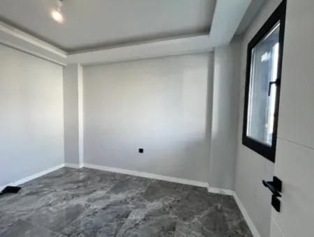 4 Schlafzimmer 1 Wohnzimmer Brandneue Villa Zum Verkauf Mit Grossem Garten In Seferhisar Akarca
