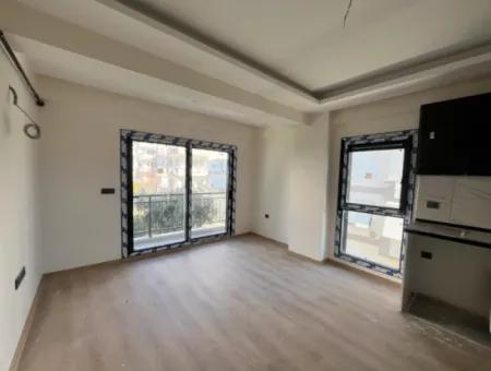 Null Wohnungschance In Seferihisar Camiikebir Nachbarschaft
