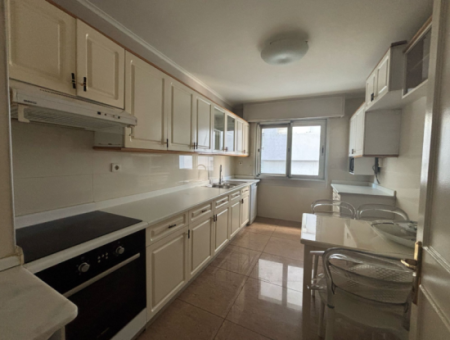4 1 200M2 Wohnung Mit Meerblick Zu Vermieten In Güzelyali Göztepe!