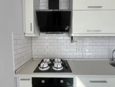 Geräumige Und Komfortable Zero 2 1 Wohnung In Der Seferihisar Gözsüzler Strasse