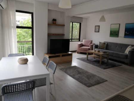 In Der Nähe Der Alsancak Mimarsinan Straße Gegenüber Dem Ege Sağlık Krankenhaus 1 1 Möblierte Wohnung Zu Vermieten!