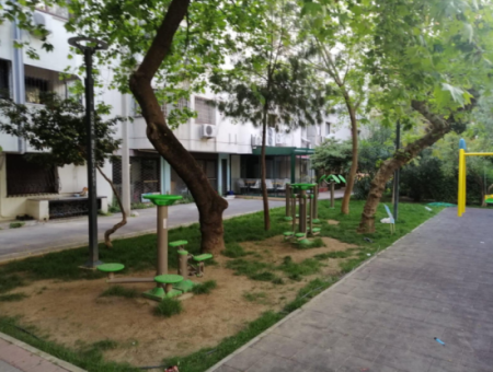 In Der Nähe Der Alsancak Mimarsinan Straße Gegenüber Dem Ege Sağlık Krankenhaus 1 1 Möblierte Wohnung Zu Vermieten!