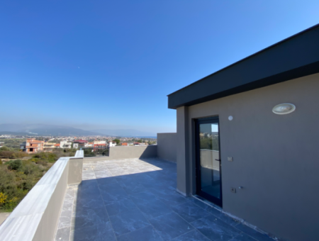 3 1 Villa Zum Verkauf Mit Grossem Garten In Seferihisar Doğanbey Ar Wohnanlage