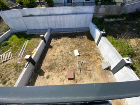 3 1 Villa Zum Verkauf Mit Grossem Garten In Seferihisar Doğanbey Ar Wohnanlage