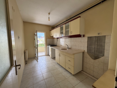 3 1 Wohnung Zu Verkaufen Mit Balkon In Seferihisar Toki Residences