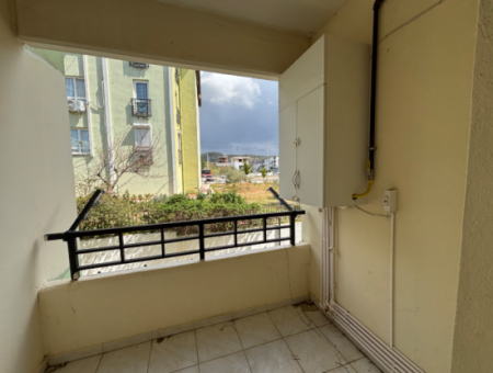 3 1 Wohnung Zu Verkaufen Mit Balkon In Seferihisar Toki Residences