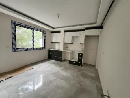Wohnung Zu Verkaufen In Neubau Auf Seferihisar Camiikebir Mahallesı, Gözsüzler Caddesi