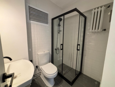 Alsancak Architect Sinanda Arbeitsplatz Zu Vermieten In Der Nähe Des Dünyagöz Krankenhauses.