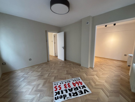 Alsancak Architect Sinanda Arbeitsplatz Zu Vermieten In Der Nähe Des Dünyagöz Krankenhauses.