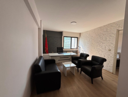 1 1 Arbeitsplatz Zu Vermieten Mit 2Wc Gegenüber Dem Privaten Krankenhaus Im Viertel Alsancak Architect Sinan.