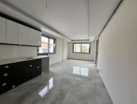 Seferihisar Moschee Nachbarschaft, 2. Stock, Grosser Balkon, 2 1 Null Wohnung