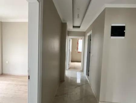 Große 3 1 Brandneue Wohnung In Seferihisar Karakayalar, Komplex Mit Pool!