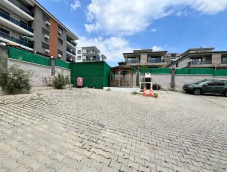 Große 3 1 Brandneue Wohnung In Seferihisar Karakayalar, Komplex Mit Pool!
