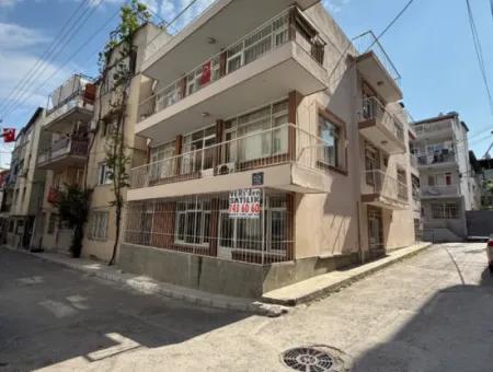 3 1 Geräumige Und Nützliche Wohnungen Zum Verkauf In Karabağlar Sarıyer Nachbarschaft