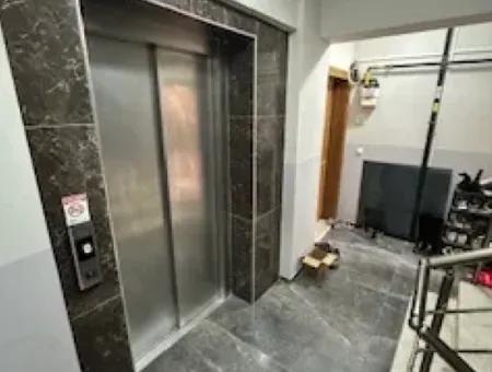 Wohnung Mit Aufzug In Menemen Seyrekte Neubau Mit Aufzug Eckaufzug