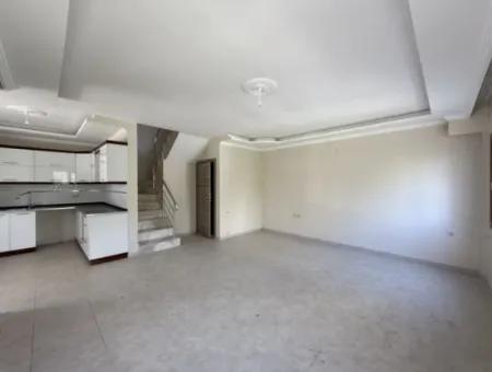 Brandneue 3 1 Maisonette-Wohnung Mit Garten Im Zentrum Von Sığacık – Eine Unumgängliche Gelegenheit!